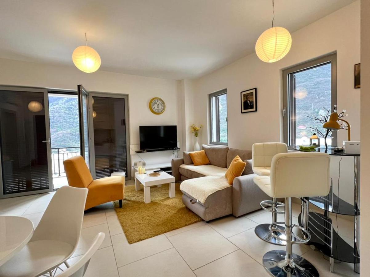Lavender Bay Apartment C23 Котор Екстериор снимка