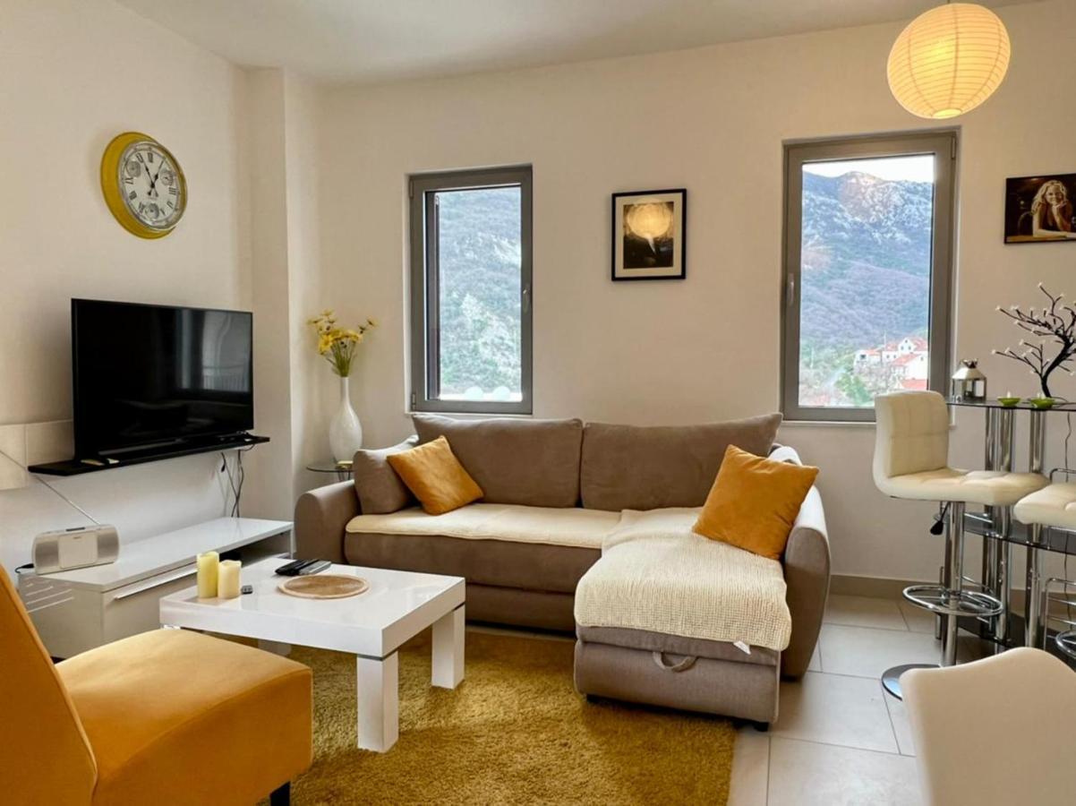 Lavender Bay Apartment C23 Котор Екстериор снимка