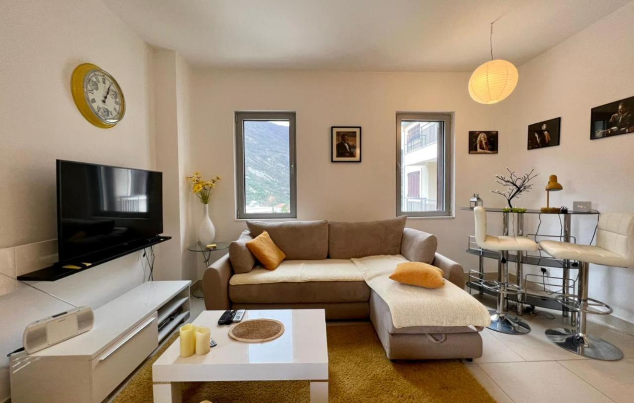 Lavender Bay Apartment C23 Котор Екстериор снимка